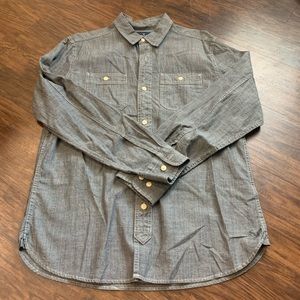 American Eagle Button Down